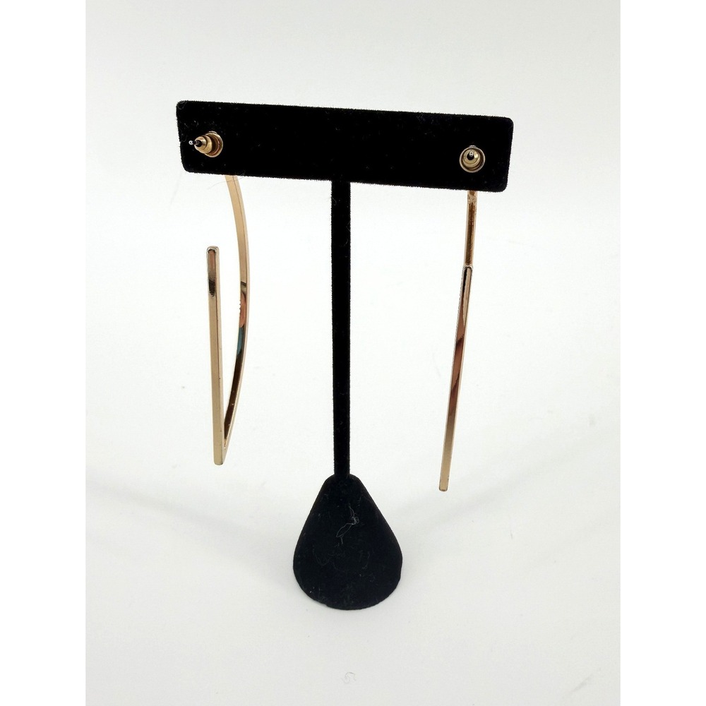 Gold Tone Geometric D-Shape Hoop Earrings Minimalist Statement Post Back - Picture 5 of 6